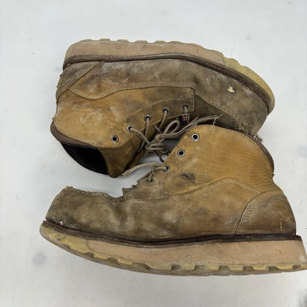 Red Wing Shoes shop confidence